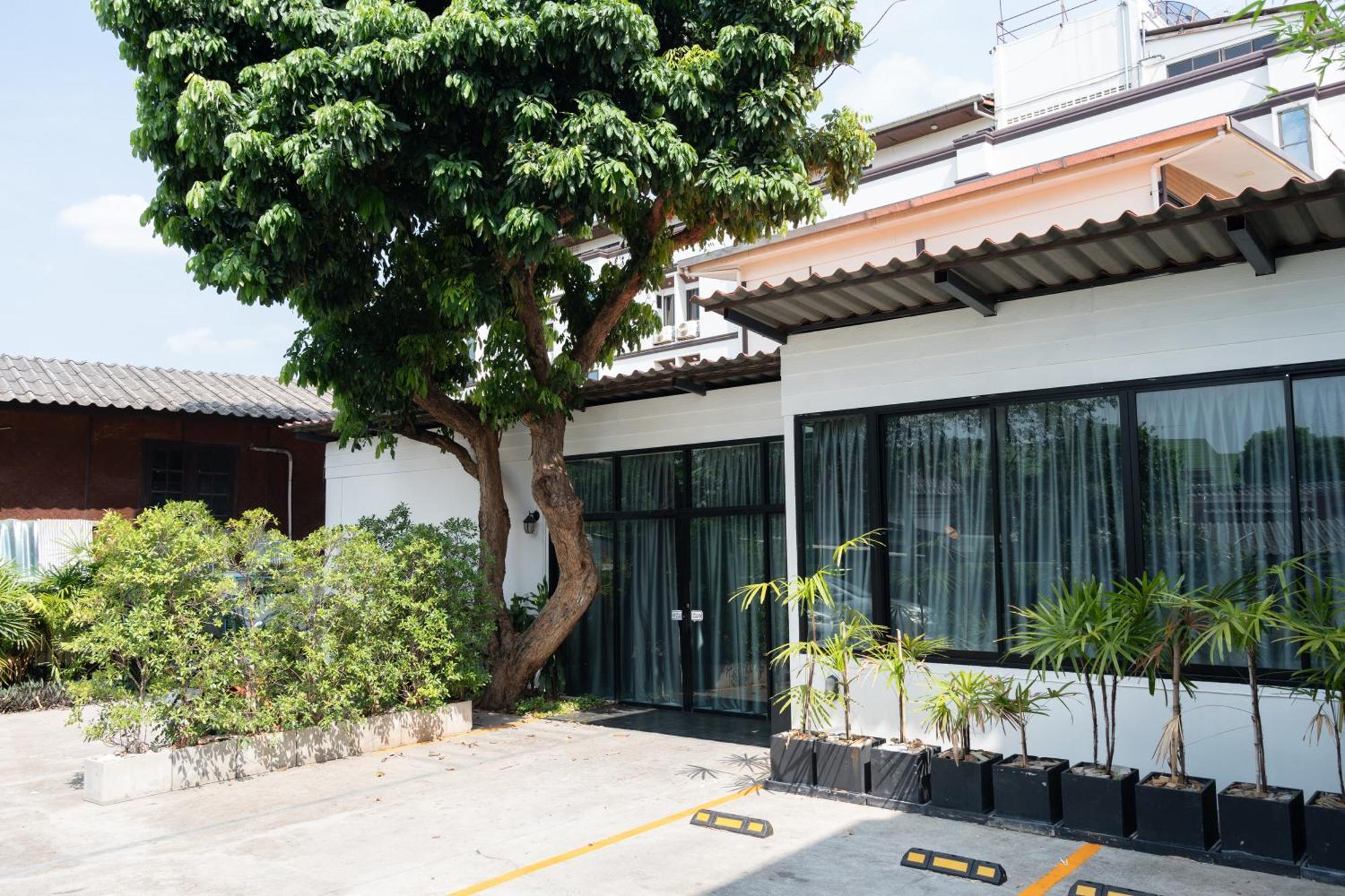 Chiang Mai Mansion 2 Apartment Ngoại thất bức ảnh